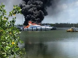 boat got fire in jetty